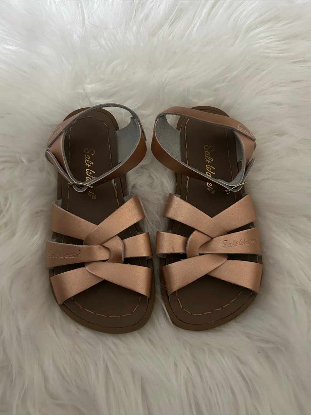 Girls salt water rose gold sandals size 13
